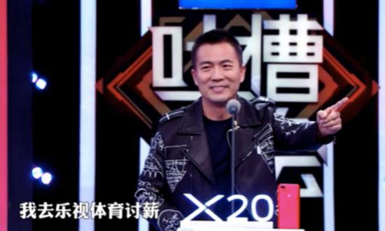 上图为黄健翔调侃自己被乐视体育欠薪