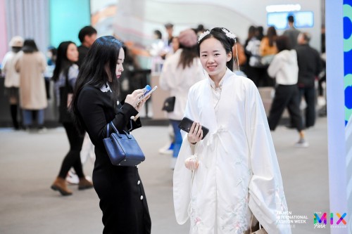 主题：多元化打动9000岁，厦门国际时尚周赋能城市转型升级