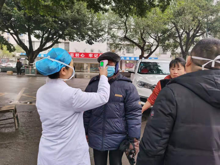 致敬！奋战在抗击新型肺炎最前线的1000余名青神医务工作者！
